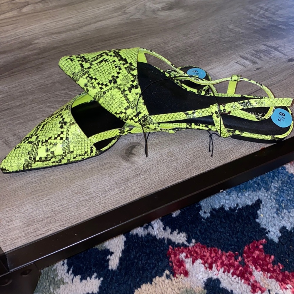 RAMPAGE NEON GREEN SNAKE FLAT
